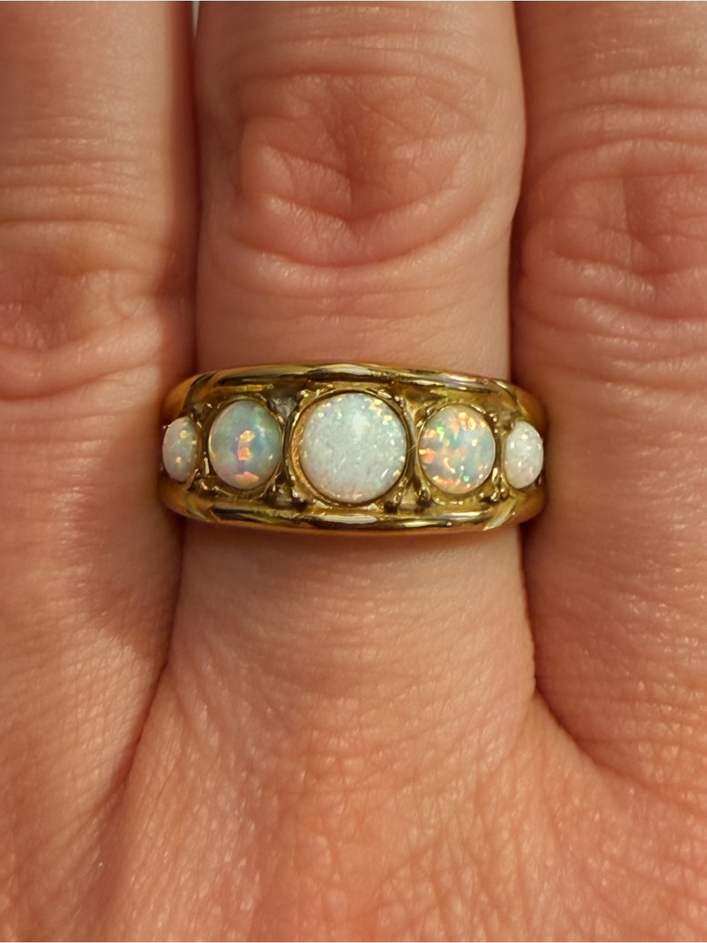 Vintage Gold Tone Faux Opal Band Ring - Size 7
